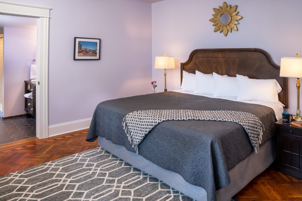 Port_Austin_Bed_and_Breakfast_Port_Austin_Hotel_Room 3-02_Md - Port Austin Bed & Breakfast