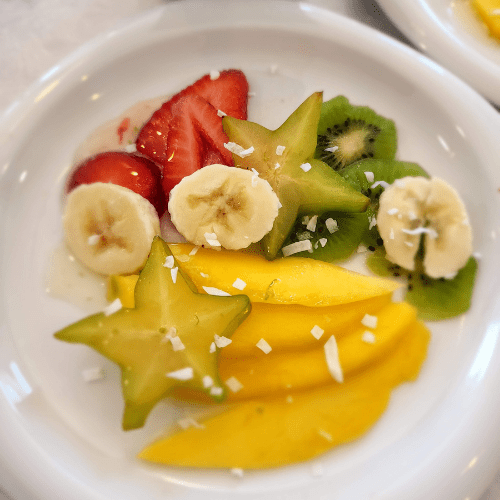 Image of tropical fruit plate